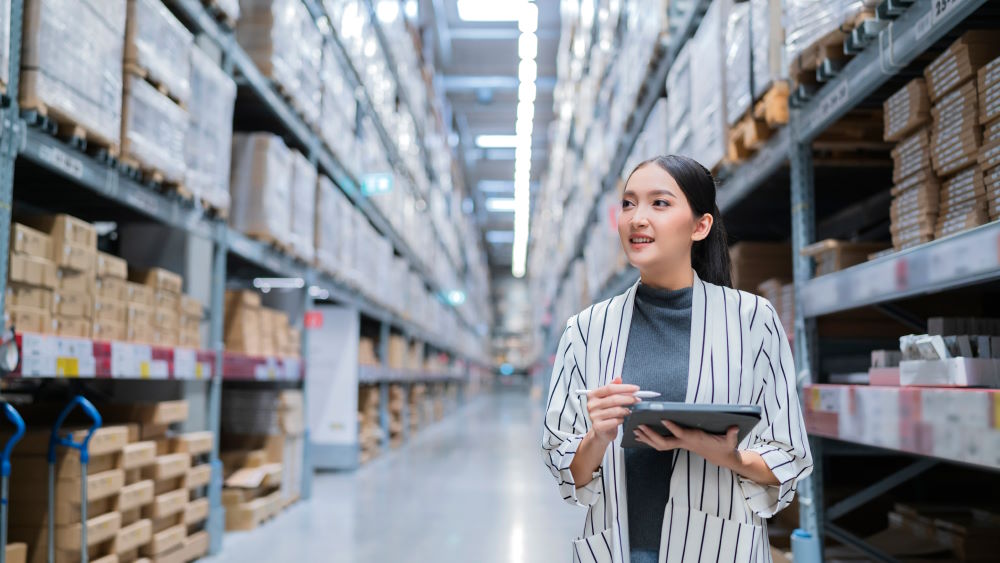 How Does Big Data in Retail Work and How Does Retail Data Analytics Benefit You?