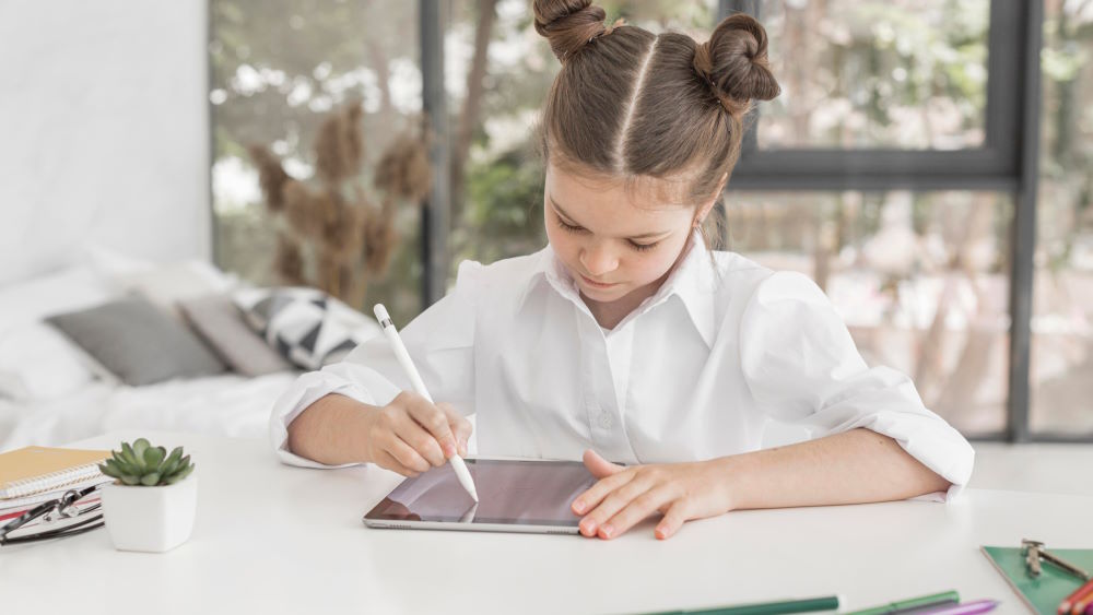 How to Create an Educational App to Win Users?