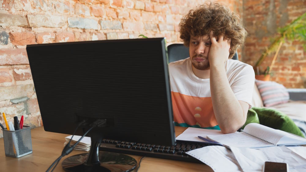 Disadvantages of Outsourcing Software Development 